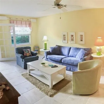 Image 5 - 1301 Siesta Bayside Drive, Siesta Key, FL 34242, USA - Condo for rent