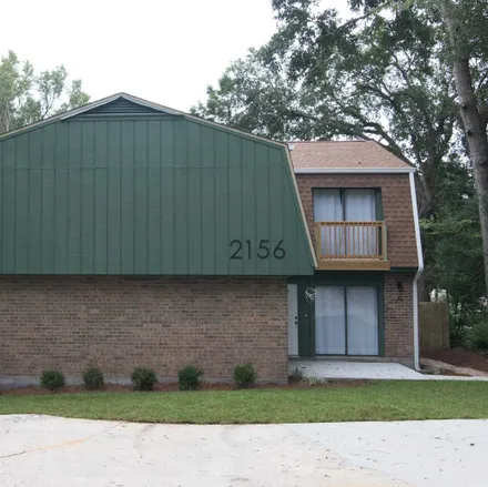Buy this 8 bed duplex on 2122 Claremont Lane in Tallahassee, FL 32301