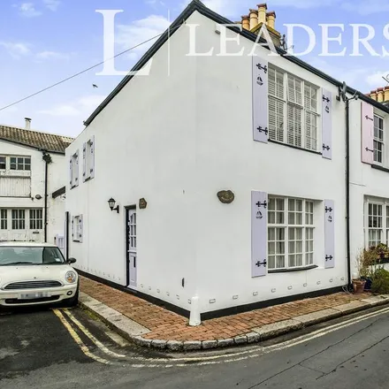 Rent this 2 bed house on Western Row in Worthing, BN11 3LS