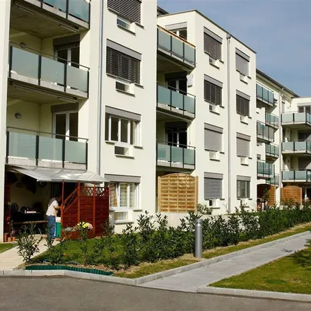 Rent this 4 bed apartment on Rue Jean-André-Venel in 1400 Yverdon-les-Bains, Switzerland