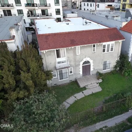Buy this 8 bed house on 930 South Mariposa Avenue in Los Angeles, CA 90006