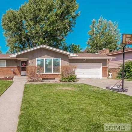 Buy this 6 bed house on 1950 Balboa Drive in Idaho Falls, ID 83404