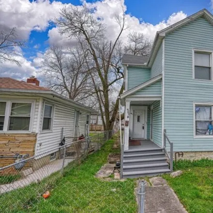 Buy this 3 bed house on 222 South Harris Avenue in Columbus, OH 43204