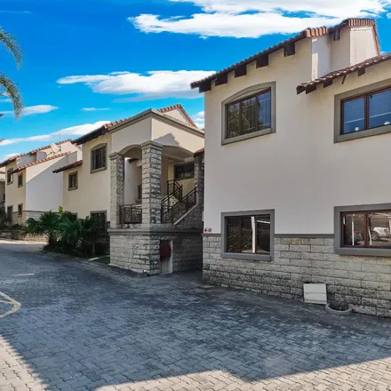 Image 2 - Loudoun Road, Benmore Gardens, Sandton, 2031, South Africa - Apartment for rent