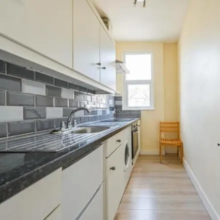 Image 1 - Frith Road, London, E11 4EX, United Kingdom - Apartment for rent