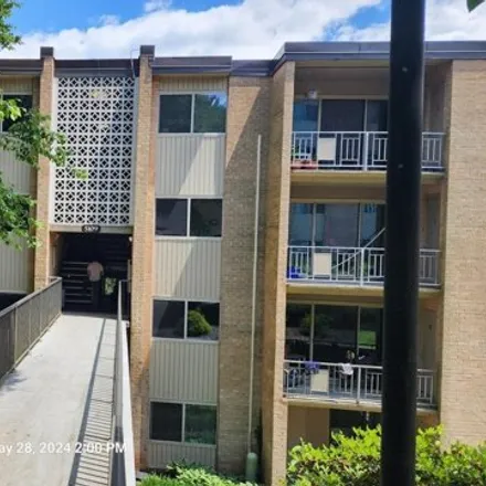 Rent this 2 bed condo on 5109 Crossfield Ct Apt 5 in Rockville, Maryland