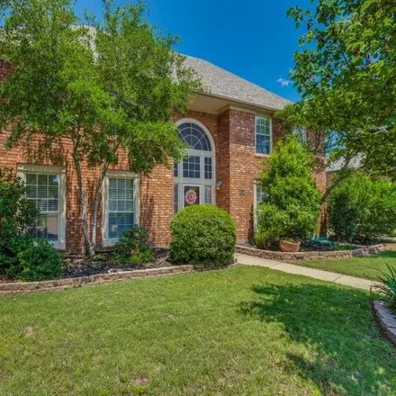 Buy this 5 bed house on 702 Shannon Lane in Highland Village, TX 75077