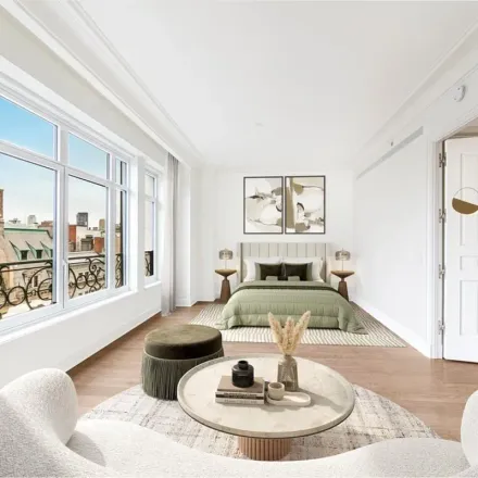 Rent this 5 bed apartment on 27 East 79th Street in New York, NY 10075