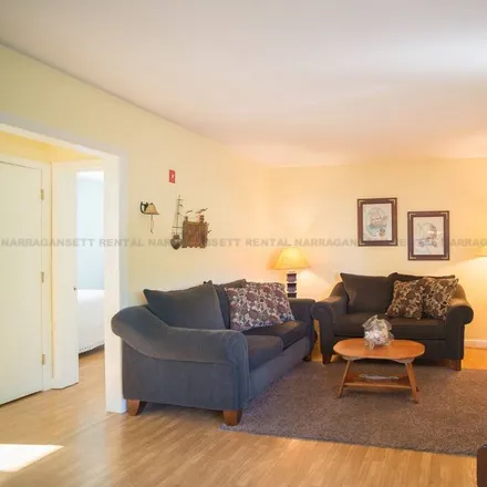 Image 2 - Narragansett, RI, 02882 - House for rent