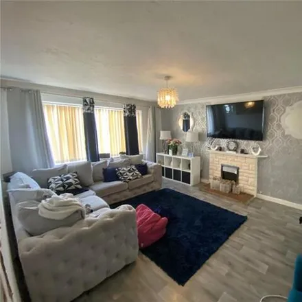 Image 2 - King Richard Drive, Bear Cross, BH11 9PE, United Kingdom - House for sale