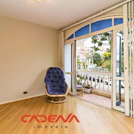 Buy this 2 bed apartment on Rua Senador Xavier da Silva 272 in São Francisco, Curitiba - PR