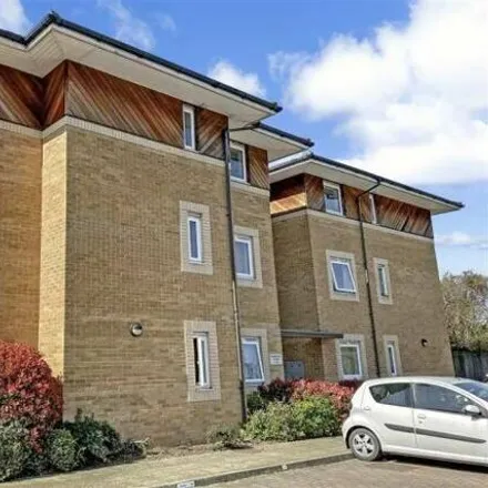 Buy this 2 bed apartment on The Limes in London, RM11 2GT