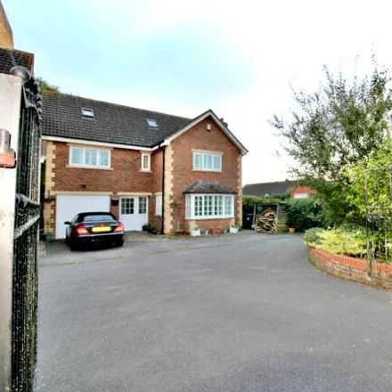 Buy this 5 bed house on Bay Tree House in Bath Road, Devizes