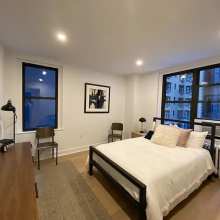 Image 2 - 225 East 47th Street, New York, NY 10017, USA - Apartment for rent