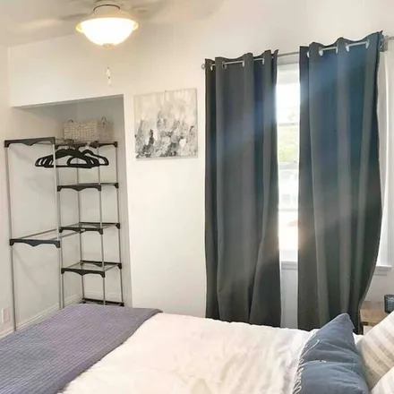 Rent this 2 bed apartment on Manhattan Beach in CA, 90292