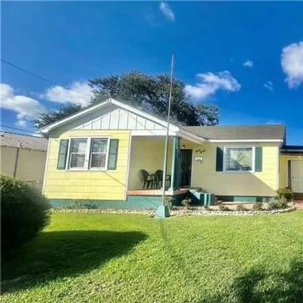 Buy this 3 bed house on 720 3rd Avenue in Harvey, Jefferson Parish