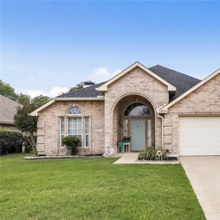 Buy this 4 bed house on 3757 Sycamore Lane in Rockwall, TX 75032