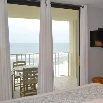 Rent this 3 bed condo on Orange Beach