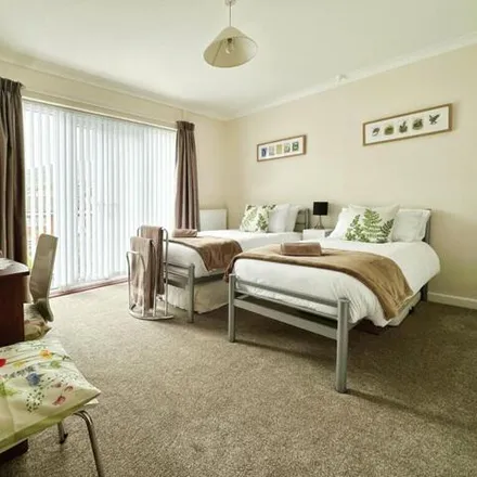 Image 7 - Brecon Road, Abergavenny, NP7 7EH, United Kingdom - Apartment for sale