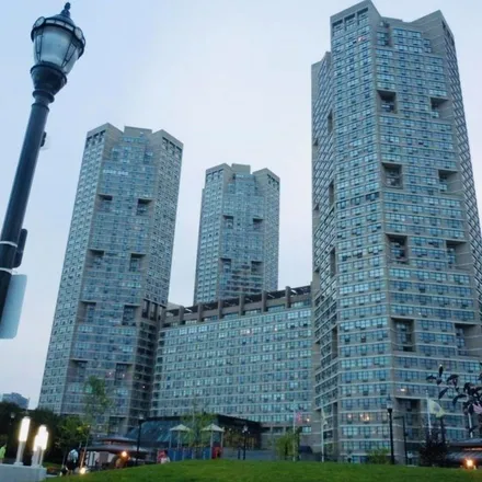 Image 5 - Tower I, 700 Boulevard East, Guttenberg, NJ 07093, USA - Apartment for rent