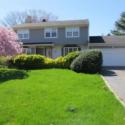 Image 4 - 327 Townline Road, Commack, NY 11731, USA - Apartment for rent
