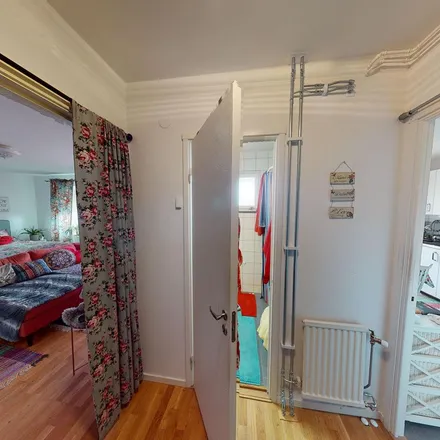 Rent this 1 bed apartment on Planteringsvägen 22 in 252 29 Helsingborg, Sweden