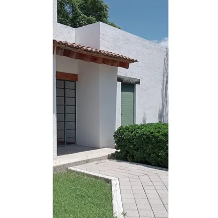 Buy this 3 bed house on Calle Paseo Misión de Conca in Parque Metropolitano, 76904 El Pueblito