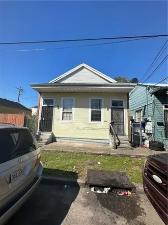 Buy this 6 bed house on 2111 La Salle Street in New Orleans, LA 70113