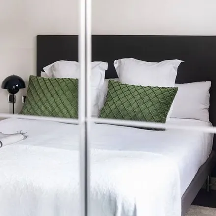 Rent this 2 bed apartment on Carrer de Casanova in 149, 08001 Barcelona