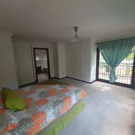 Image 6 - Rabie Street, Fontainebleau, Randburg, 2194, South Africa - Apartment for rent