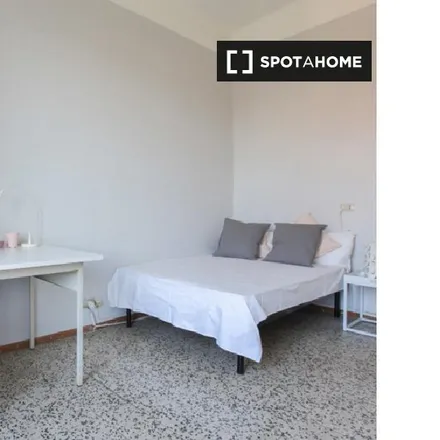 Rent this 5 bed room on Hotel San Francisco in Viale Lombardia, 55