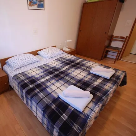 Image 6 - Njivice, Primorje-Gorski Kotar County, Croatia - Apartment for rent