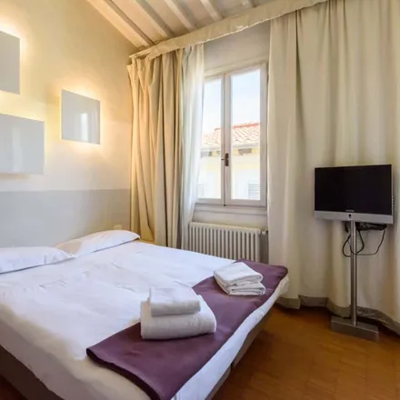 Image 3 - Via del Campuccio, 1 R, 50125 Florence FI, Italy - Apartment for rent