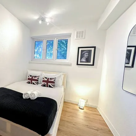 Image 3 - London, N4 2NY, United Kingdom - Apartment for rent