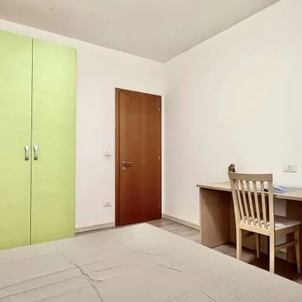 Image 1 - esso - tarter e accurti, Via Alessandro Manzoni, 38122 Trento TN, Italy - Apartment for rent