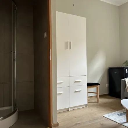 Rent this 1 bed apartment on Tandoori in Sieroca 5/6, 61-001 Poznan
