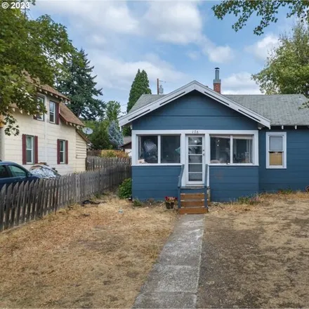 Buy this 2 bed house on 169 Northeast Columbia Street in White Salmon, Klickitat County