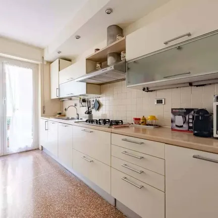 Image 4 - Via Pelio 10 rosso, 16147 Genoa Genoa, Italy - Apartment for rent