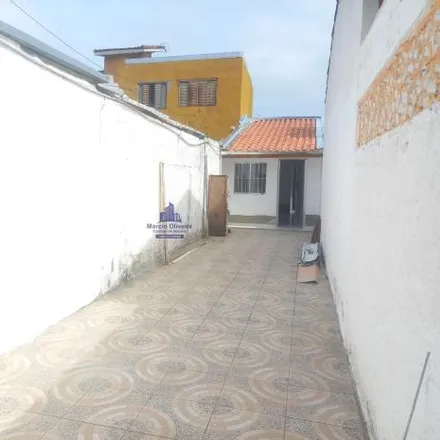 Rent this 2 bed house on Rua Nicolau Surnin in Barranco, Taubaté - SP