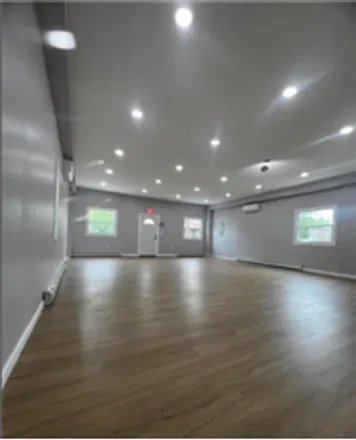 Image 7 - 145 Cedar Avenue, New York, NY 10305, USA - Townhouse for rent