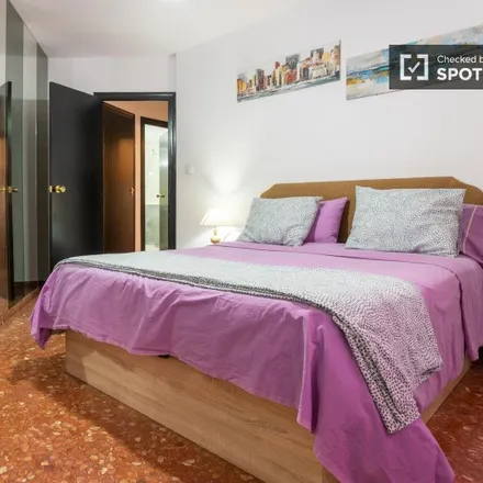 Image 2 - Carrer de Xiva, 25, 46018 Valencia, Spain - Apartment for rent