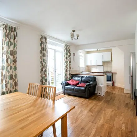Rent this 2 bed apartment on 106-108 Emlyn Road in London, W12 9TA