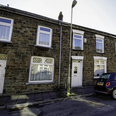 Rent this 3 bed townhouse on Tabernacle Chapel in Herbert Street, Treorchy
