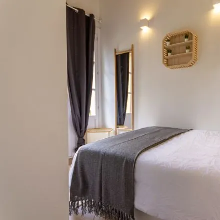 Rent this 4 bed room on Carrer de València in 80, 08001 Barcelona