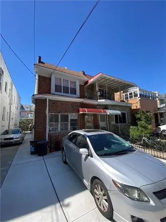 Image 1 - 192 Bay 34th Street, New York, NY 11214, USA - House for sale