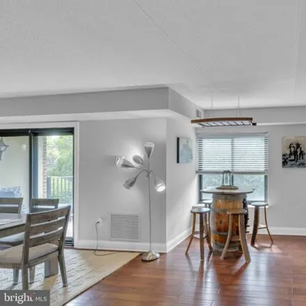Image 6 - 382 West Montgomery Avenue, Haverford, Lower Merion Township, PA 19041, USA - Condo for sale