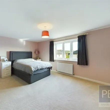 Image 7 - 17 Clover Drive, Prestbury, GL52 3ND, United Kingdom - House for sale