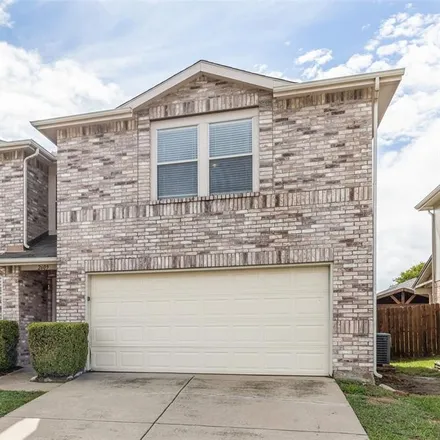 Buy this 3 bed house on 2609 Buckskin Drive in McKinney, TX 75071