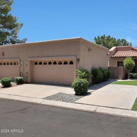 Buy this 3 bed house on 4039 E Paradise Dr in Phoenix, Arizona