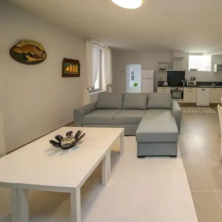 Rent this 1 bed apartment on 32 bis Rue Jean Jaurès in 81600 Gaillac, France